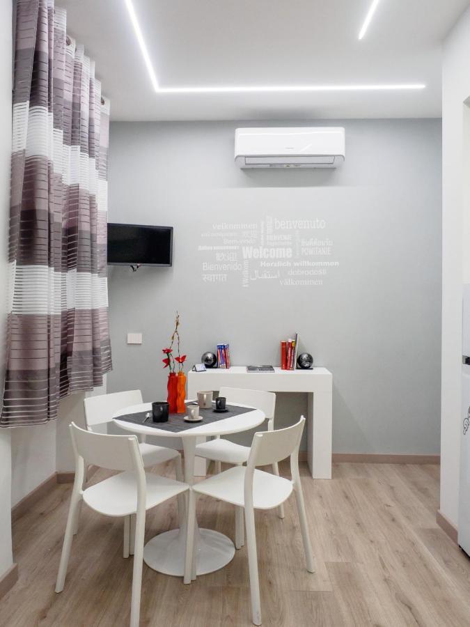 Plebiscito Home Holidays Napoli Dış mekan fotoğraf