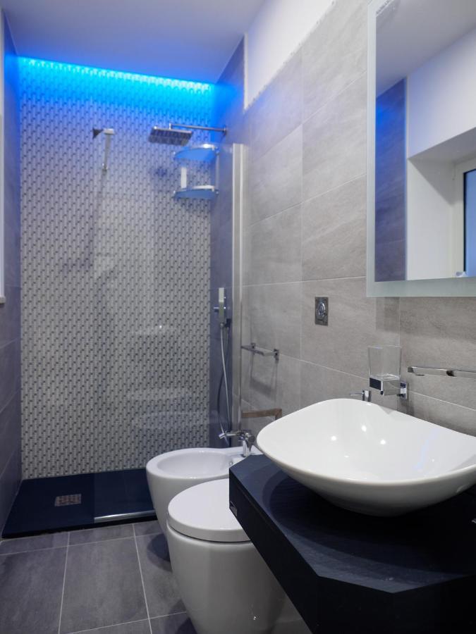 Plebiscito Home Holidays Napoli Dış mekan fotoğraf