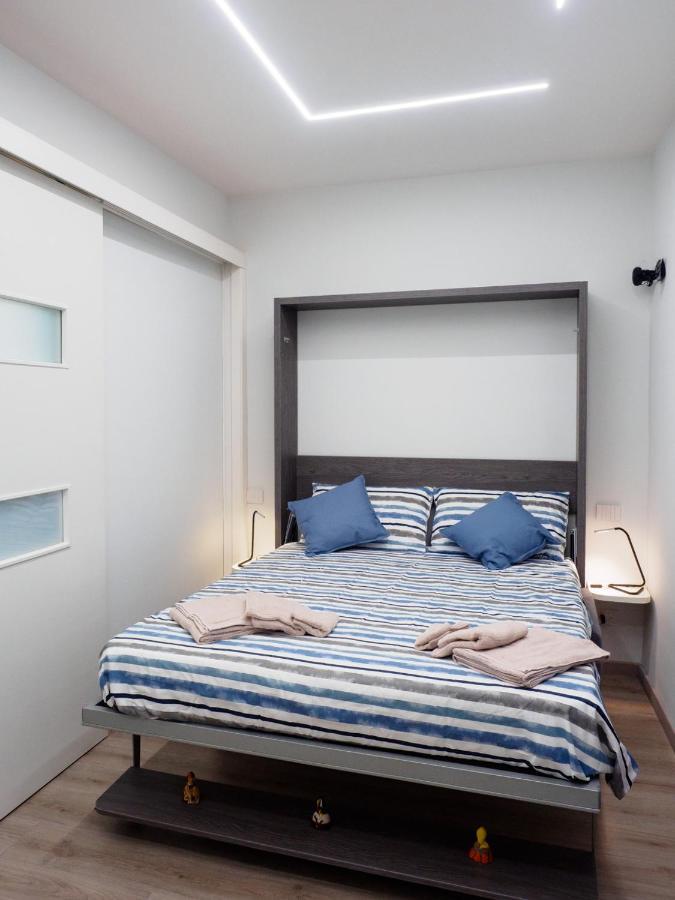 Plebiscito Home Holidays Napoli Dış mekan fotoğraf